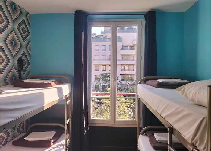 Oops! Latin Quarter By HiphophostelsHostel